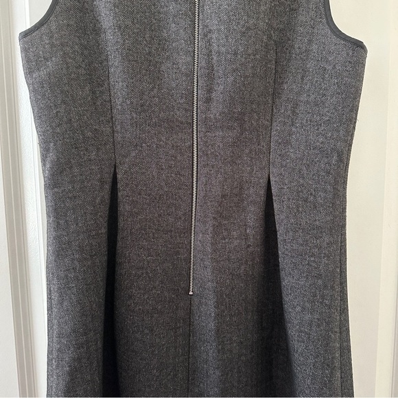J Crew Suiting Gray Herringbone Sleeveless Sheath Dress Women’s Size 6 Career - Picture 16 of 17